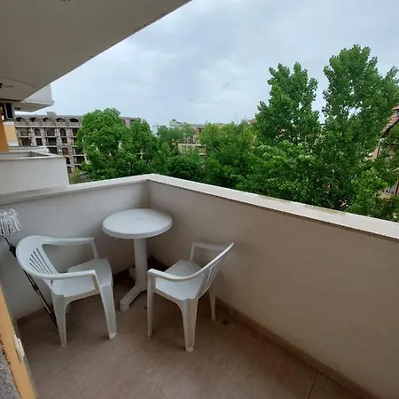 Lägenhet апартамент Sweet Homes 4 *